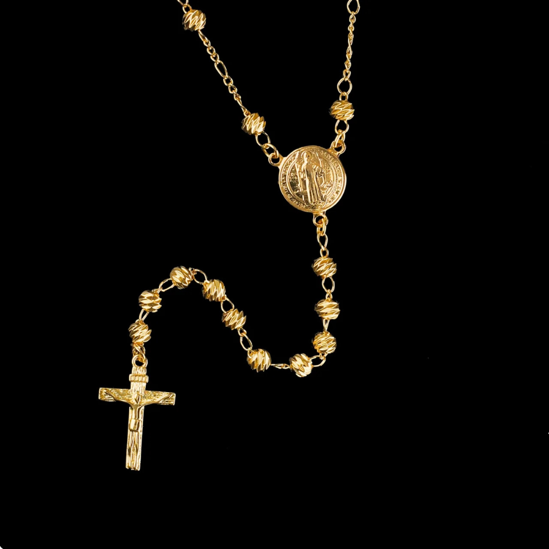 CAMANDULA DIAMANTADA REZO BENDECIDO EN ORO LAMINADO 18K