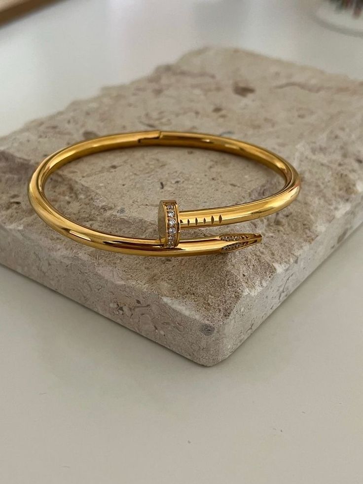 Pulsera de Lujo - Clavo en Oro Laminado CERTIFICADO