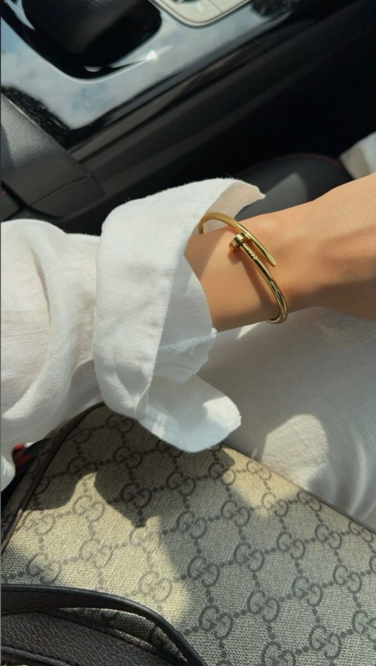 Pulsera de Lujo - Clavo en Oro Laminado CERTIFICADO